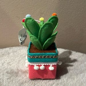 Kirkland cactus ornament NWT